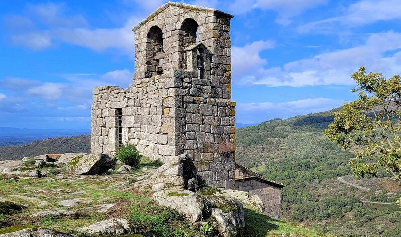 Castle Tedeja, Spain